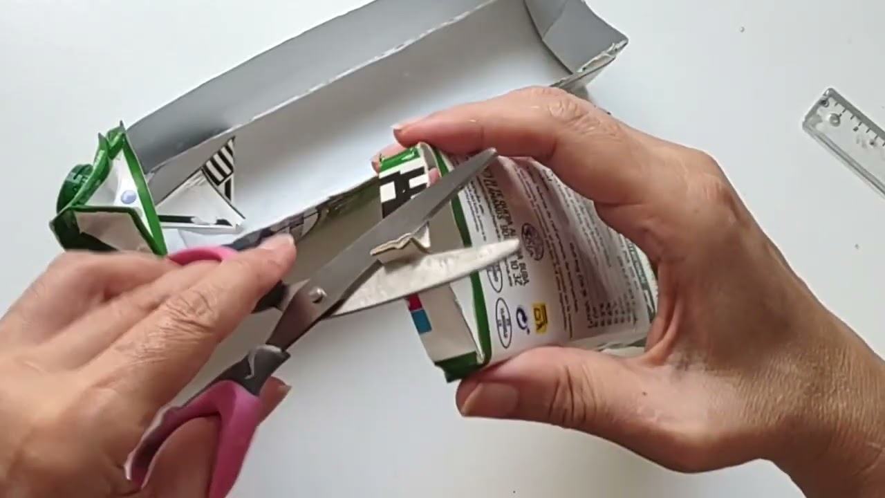 No tires a la BASURA las CAJAS de LECHE antes de ver estas 3 ÚTILES IDEAS  - Manualidades - DIY