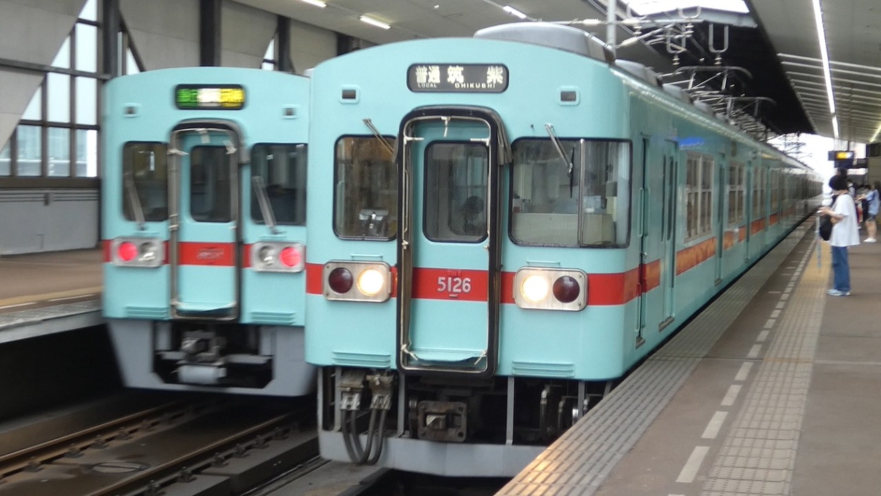 西日本鉄道　5000形 26編成+20編成　西鉄線 薬院駅