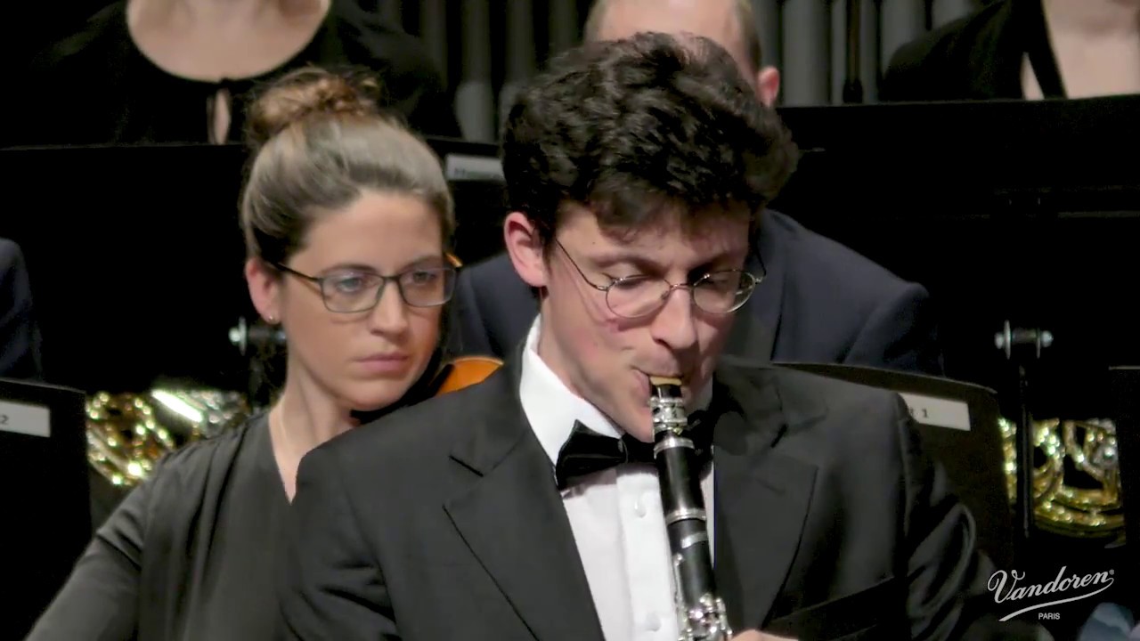 Kevin Spagnolo plays Van der Roost Clarinet Concerto
