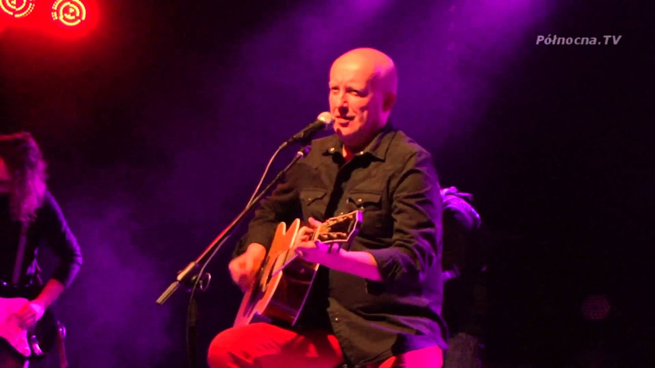 Piotr Bukartyk z zespołem Szałbydałci w Kolbudach