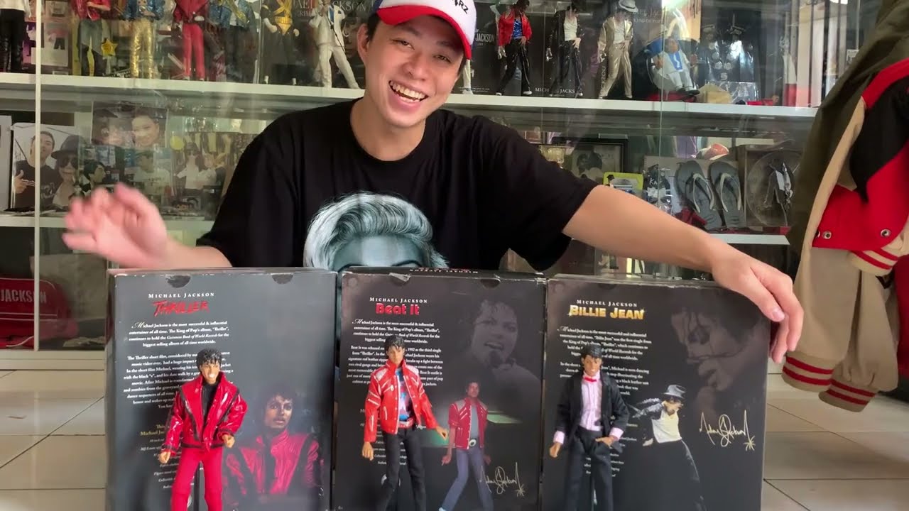Unboxing Michael Jackson Beat it Playmates