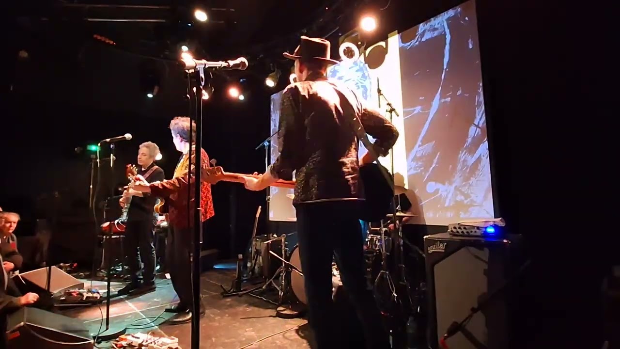 The DREAM SYNDICATE  