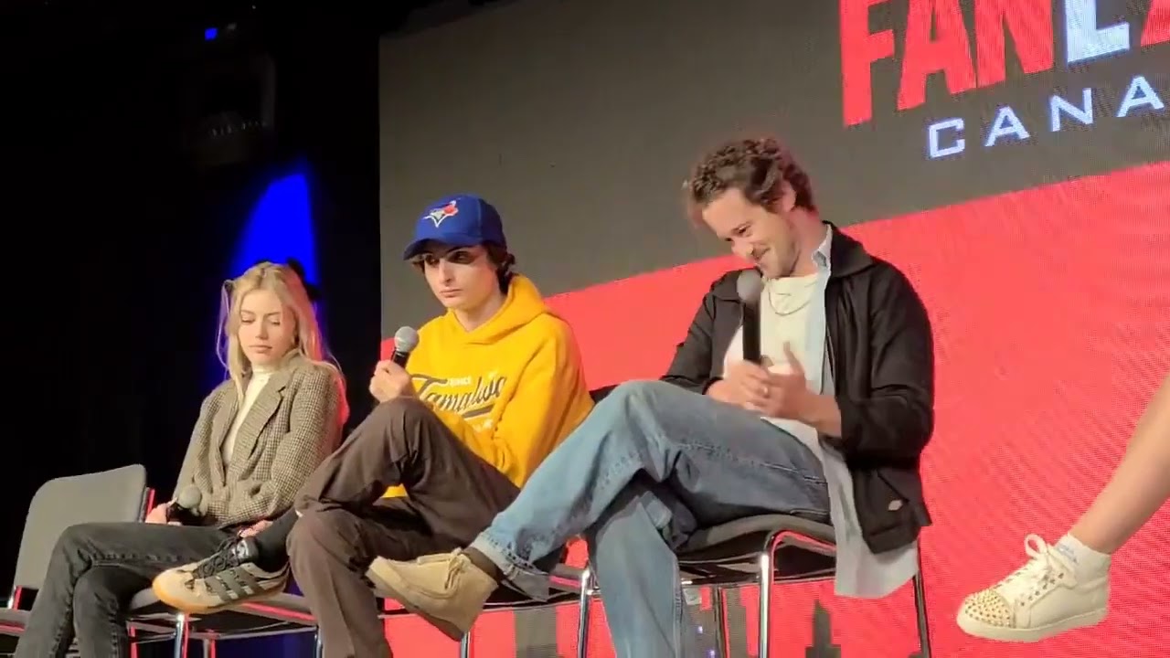 Joseph Quinn during Panel 2 at Canada Fan Expo