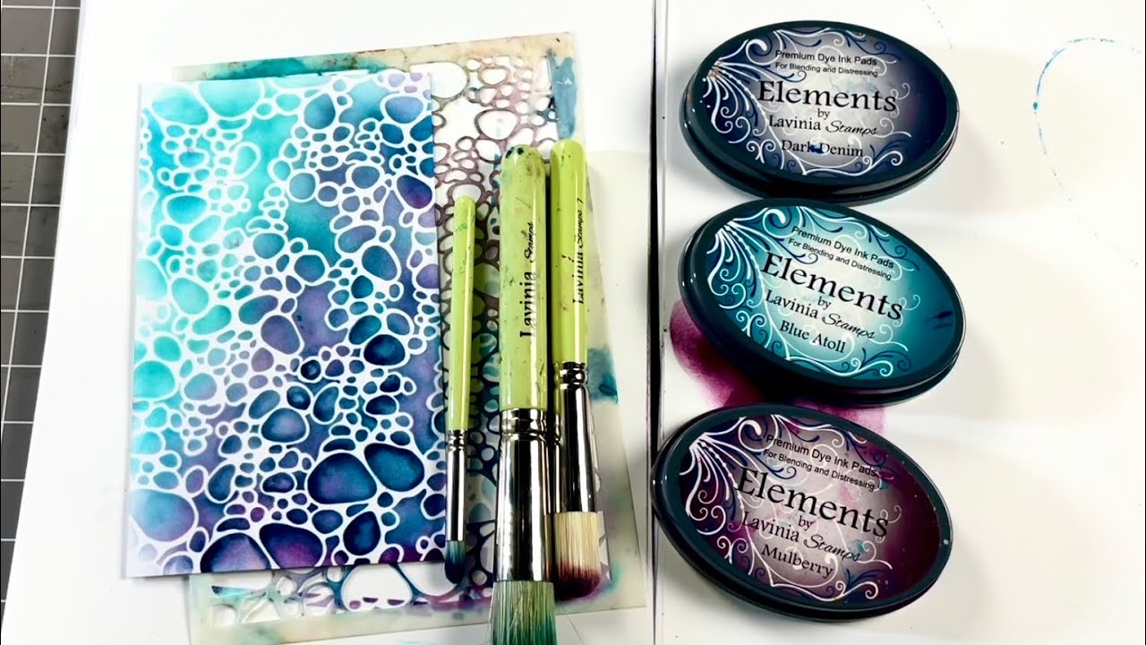 QC: The best way to use your stencil and 3 brushes 😍