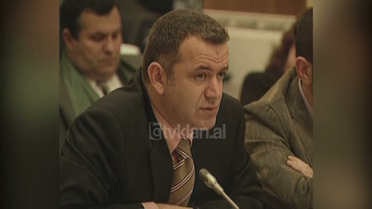 Aleksandër Frangaj dhe Dritan Hoxha në Komisionin e Medias për anëtarët e KKRT-së - (23 Shkurt 2006)