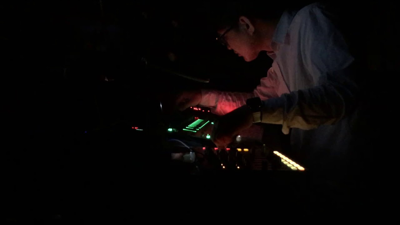 Live at Authentic Techno Avenue vol.4, Roland TR-8, SH-01A etc.