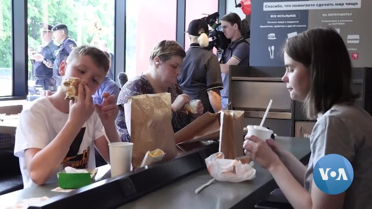 Rebranded McDonald’s Restaurants Open in Russia