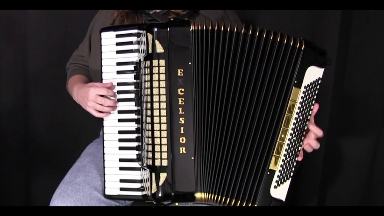 Certified Pre-Owned Accordion: Excelsior 940 (19.125