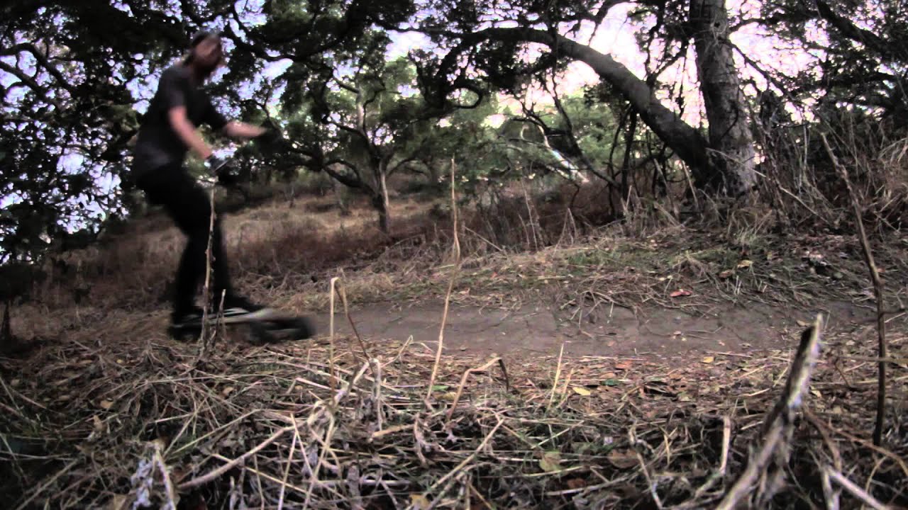 Rad Train: Dirt boarding with Victor and friends