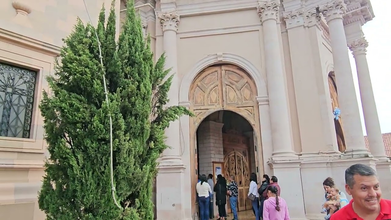 Recorriendo Tingüindin Michoacan durante la Fiesta de la Asunción @cotidiano399