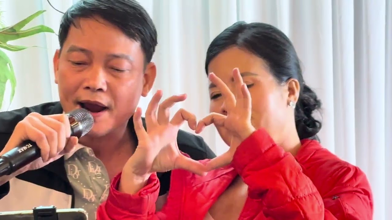 Lâu Đài Tình Ái Vũ Thu Cử