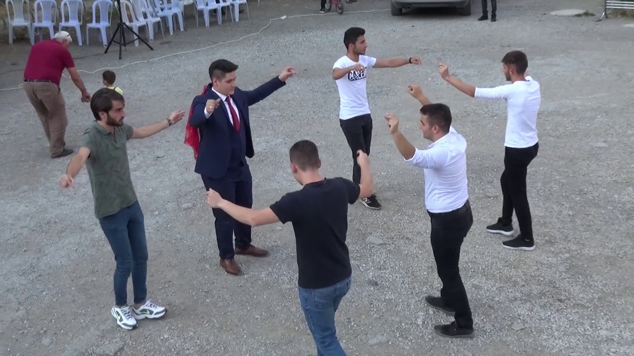 RESUL BACAKSIZ KINA GECESI