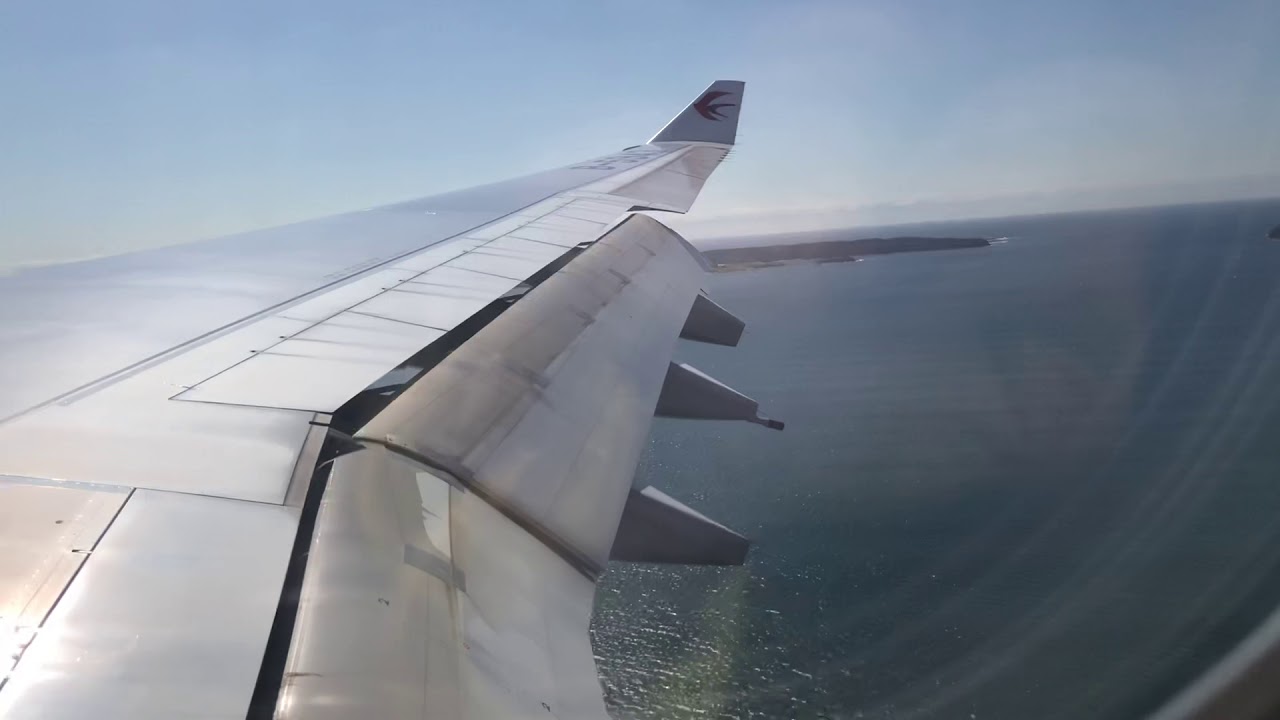 China Eastern Airline Flight MU561 Shanghai to Sydney Australia Landing - 29/10/2018