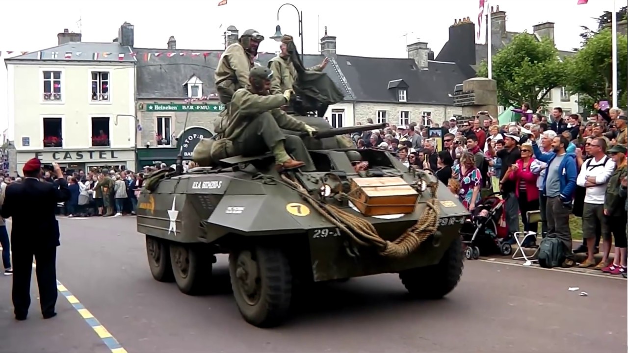 D-Day Festival June 2016 Sainte mère église , La Fiere Paratroopers & military vehicles parade