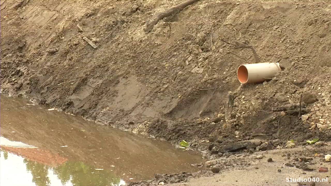 Wadi gegraven in Geldrop voor hulp bij wateroverlast