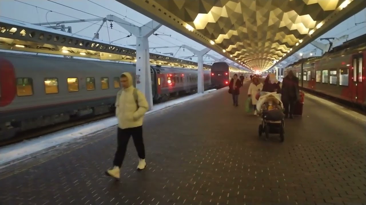 Leningrad (Saint Petersburg), Moskovsky railway station, exit to the city Fragment 17