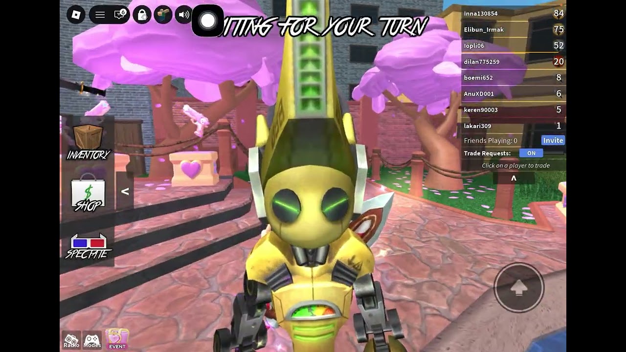 Playing mm2 as a robot this girl kept trading me for no good offer