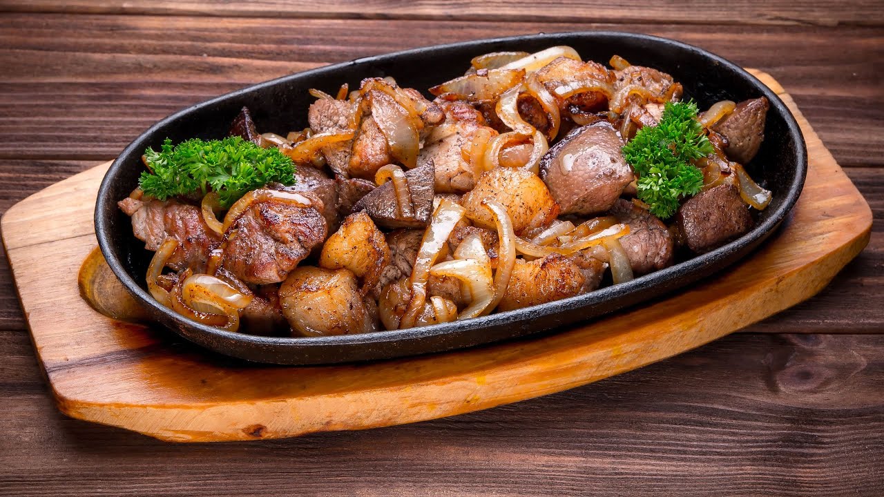 Karczek i dużo cebuli🔥🔥 czyli mięcho w cebuli na smokerze, w stylu barbecue 🔥🍖Przypominamy klasyk