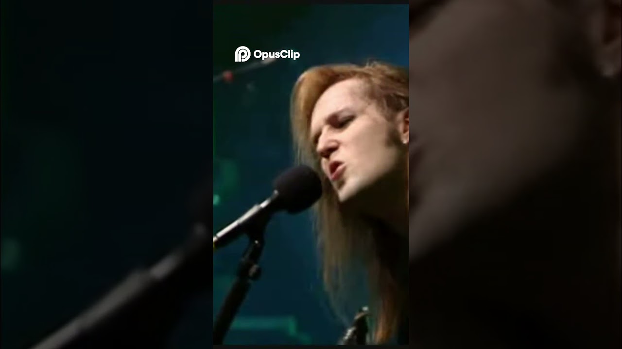 Epic Guitar Solo Under Hypnotic Green Stage Lights! 