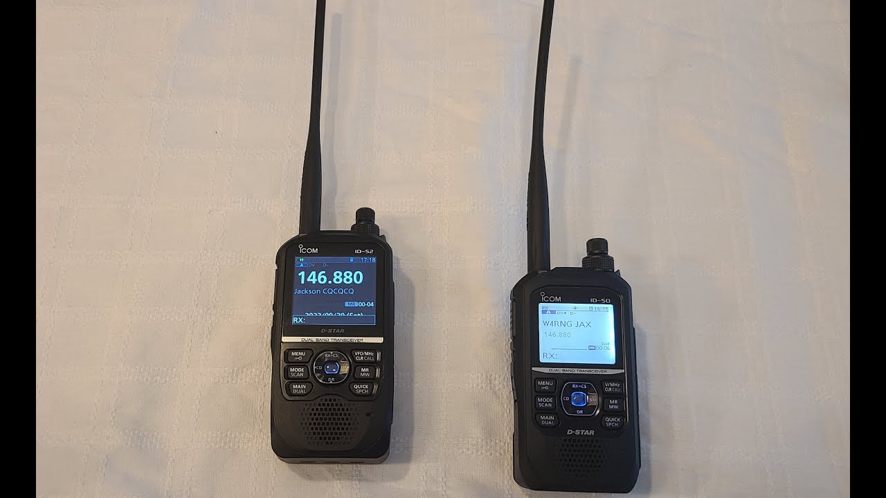 Icom ID-50  Icom ID-52 Compare