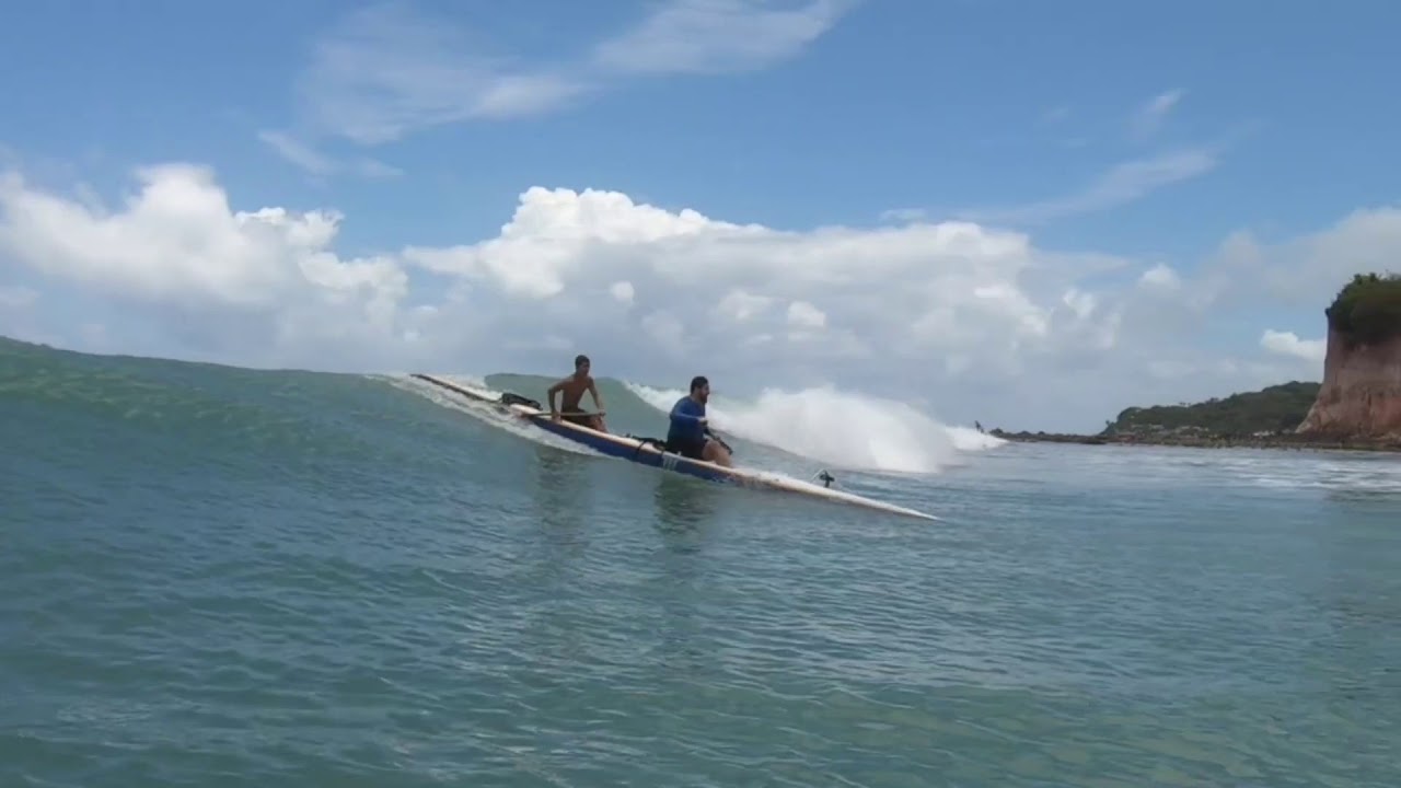 Surf de Canoa Havaiana em Pipa
