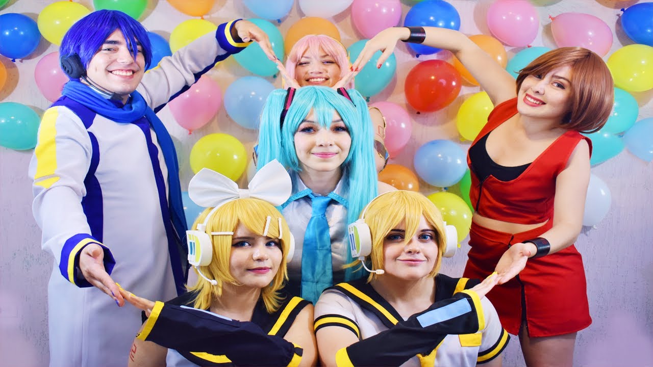 CRT✰ Birthday song for Miku ミク [Live action] Vocaloid