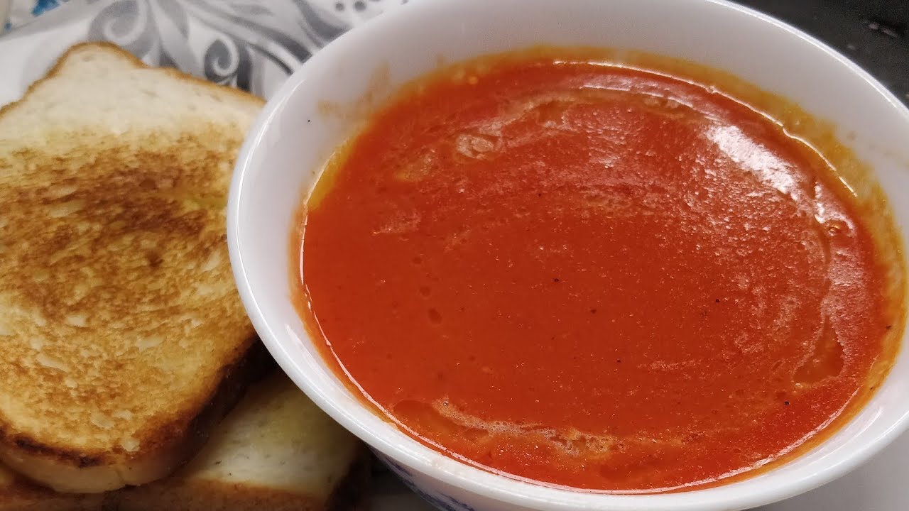 Tomato Soup- Restaurant Style by Revathy Shanmugam