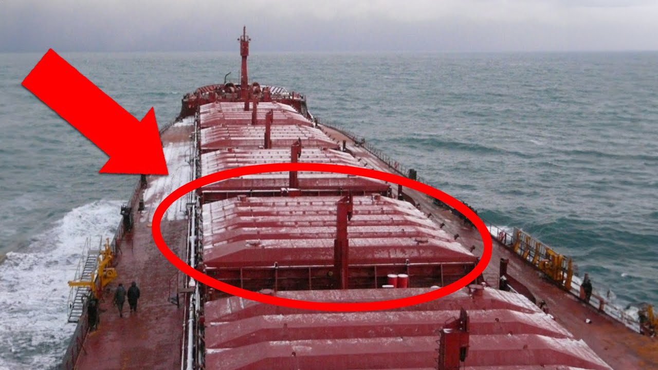 Темный груз: 5 загадочных контейнеровозов в море