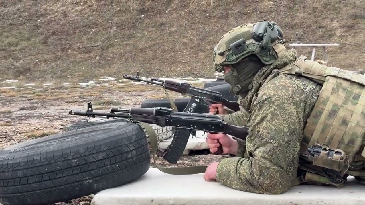 В Крыму проходит боевая подготовка военнослужащих ЮВО | стрельбы и штурм здания на учениях