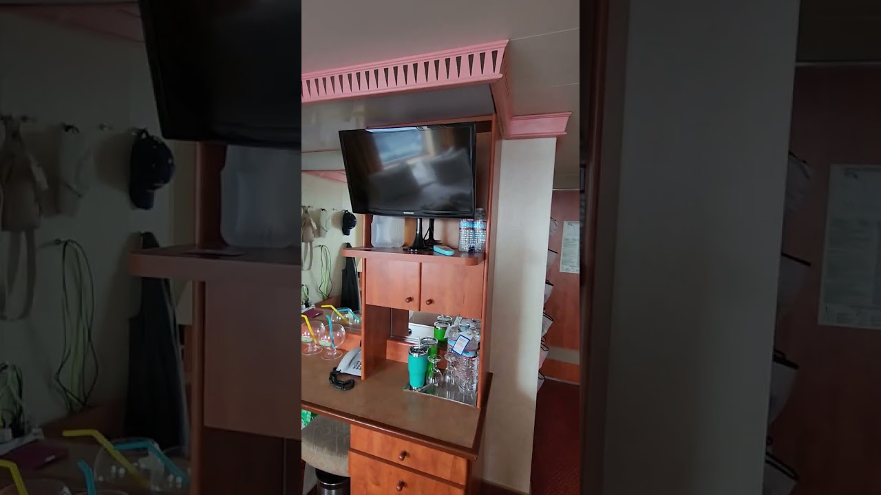 Carnival Valor - Premium Vista Extended Balcony #7445