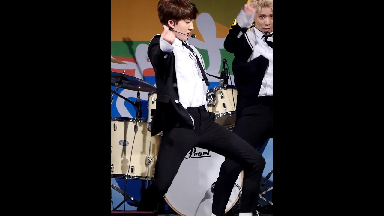 170503 에스에프나인 (SF9) - 쉽다 (Easy Love)  [찬희] CHA NI 직캠 Fancam (제25회 연천 구석기 축제) by Mera