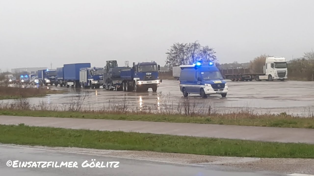 [100 Kilometer Lange Marschkolonne] Kompletter Ortsverband / THW OV Dessau auf Kolonnenfahrt