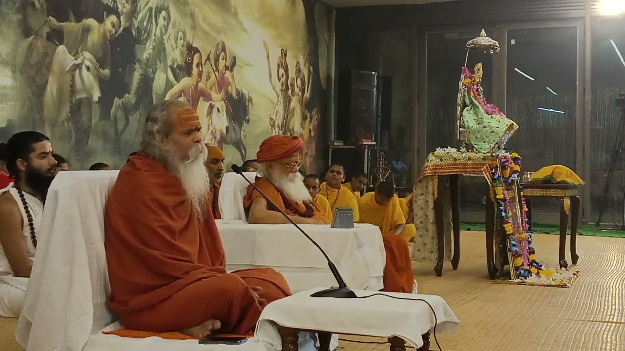 \ramanreti ashram\22.10.2025 parvachan swami brijchetanji brahmand ghat