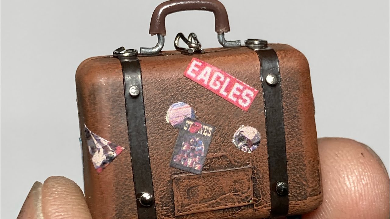 Diy miniature vintage suitcase made from kids toothbrush head cover #miniature #diorama