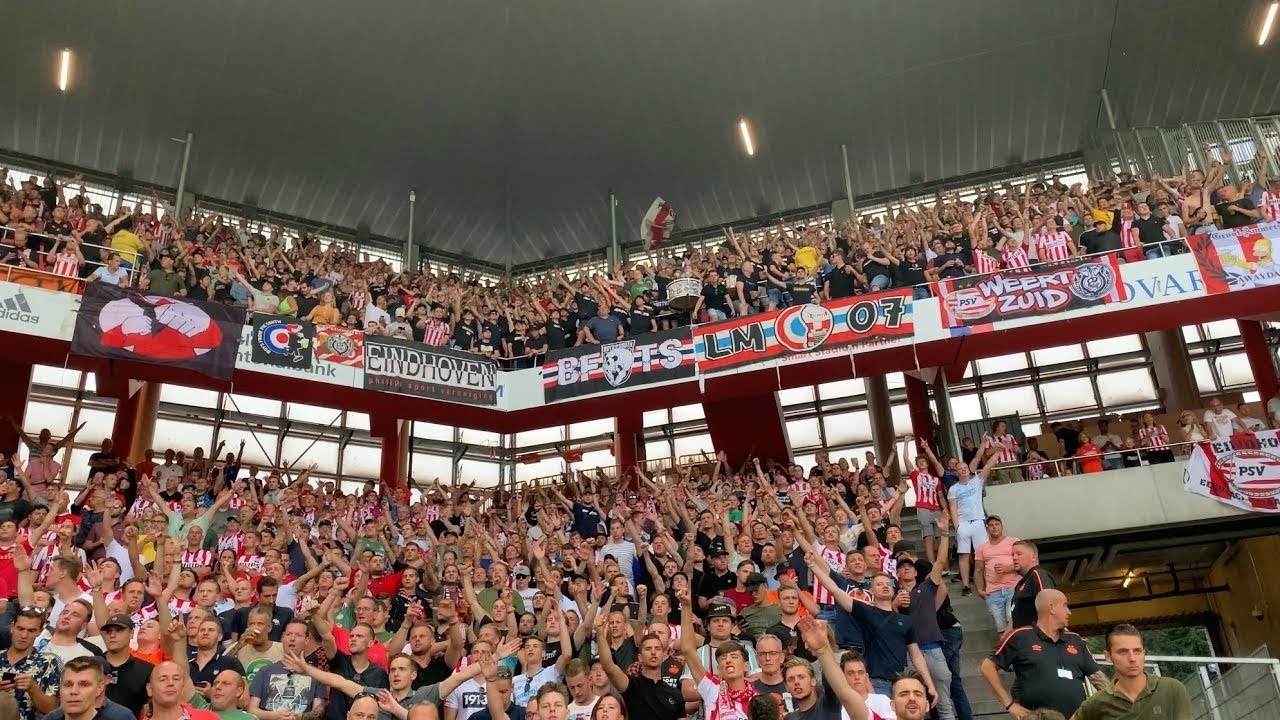 Succes is niet alles in het leven / Voor de kleuren, de club en de stad! XXL [Chant/Song]