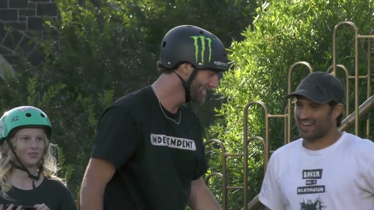 Vert  demo at the Praharan skatepark