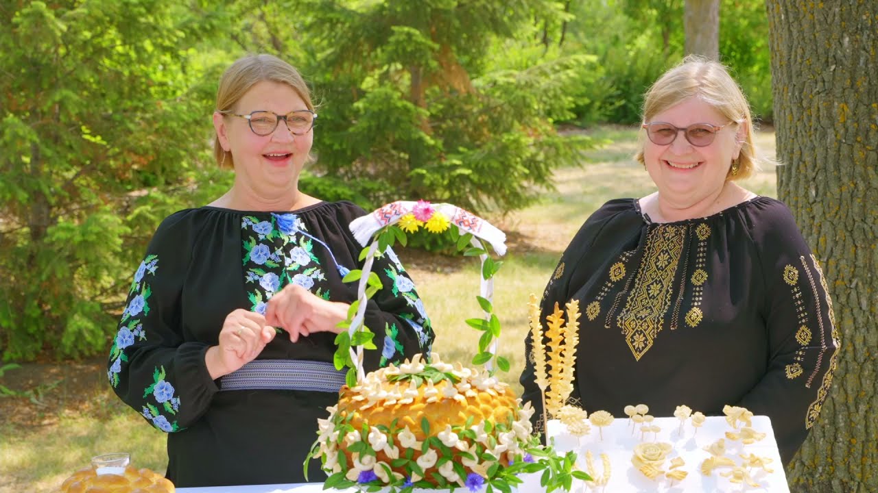 The How-to of Ukrainian Wedding Bread (Korovai)