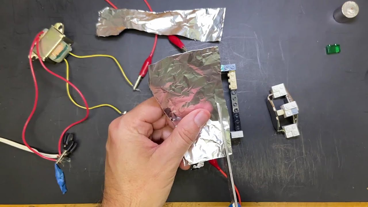 DIY Simple Ribbon Microphone Using Magnets and Aluminum Foil