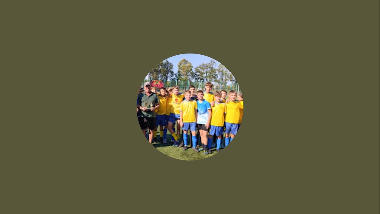 У каналі  U14 children football  відбувається прямий ефір.
