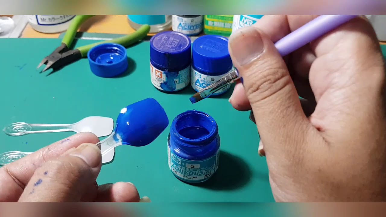 TUTORIAL PERBANDINGAN NEW AQUEOUS DENGAN OLD AQUEOUSE DAN ACRYSION MR HOBBY BY HANDBRUSH