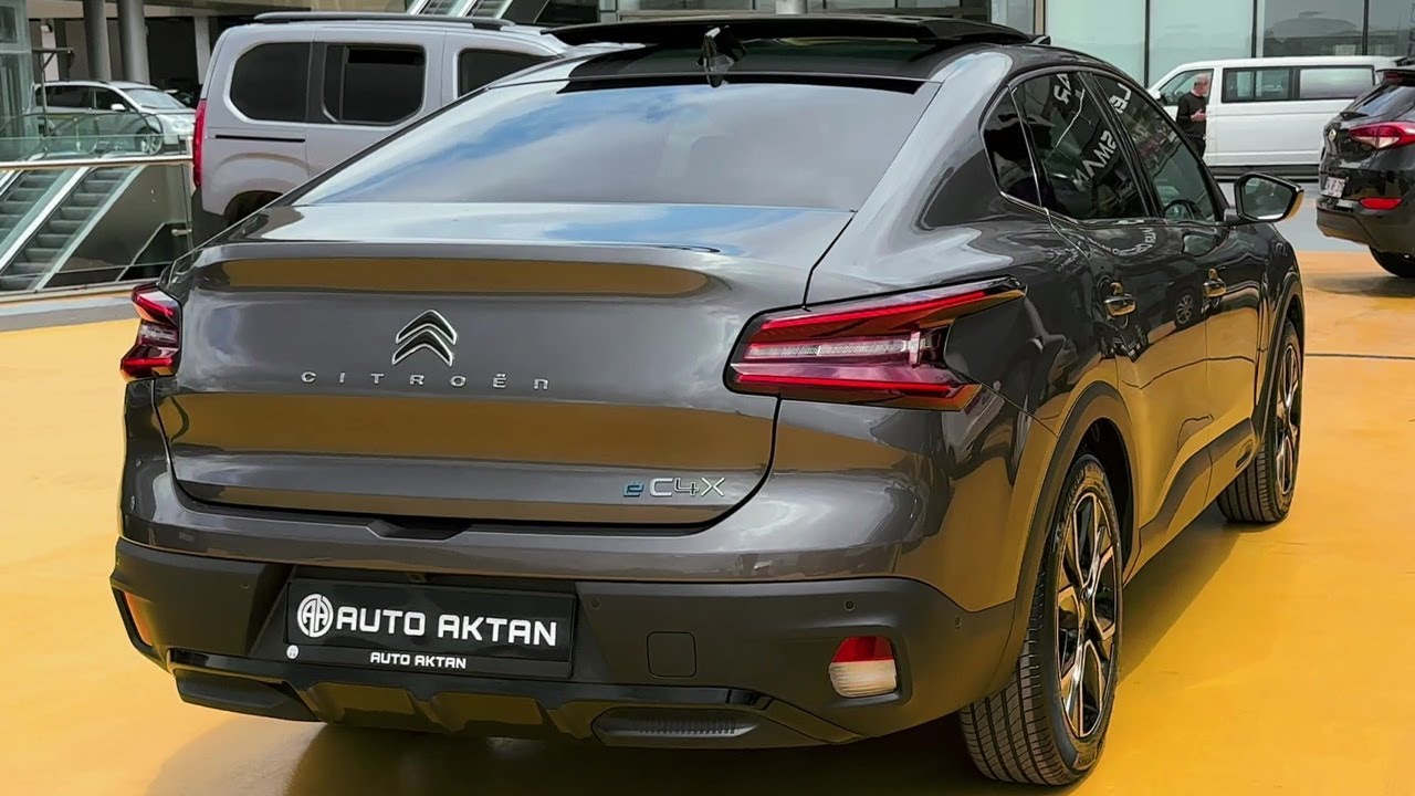 2023 Citroen C4 X - Interior and Exterior Detail
