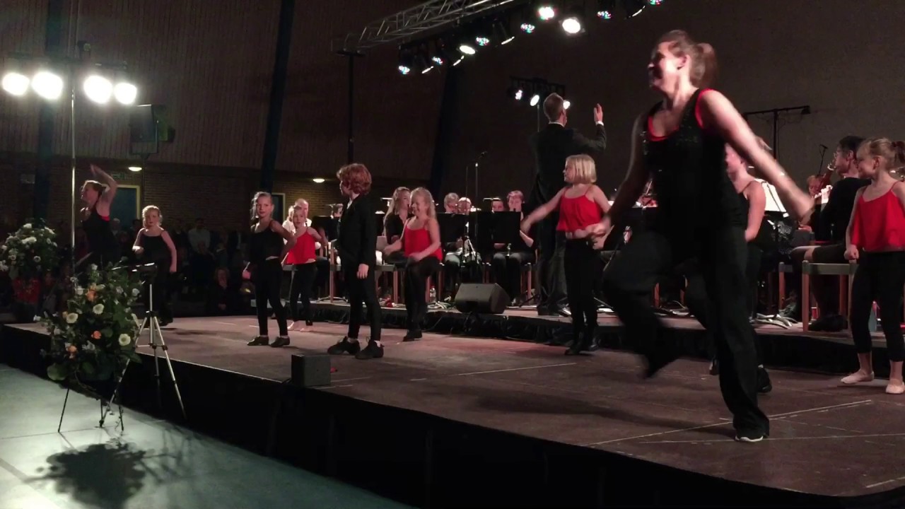 Maarnse Proms 2016 - Ease on Down the Road