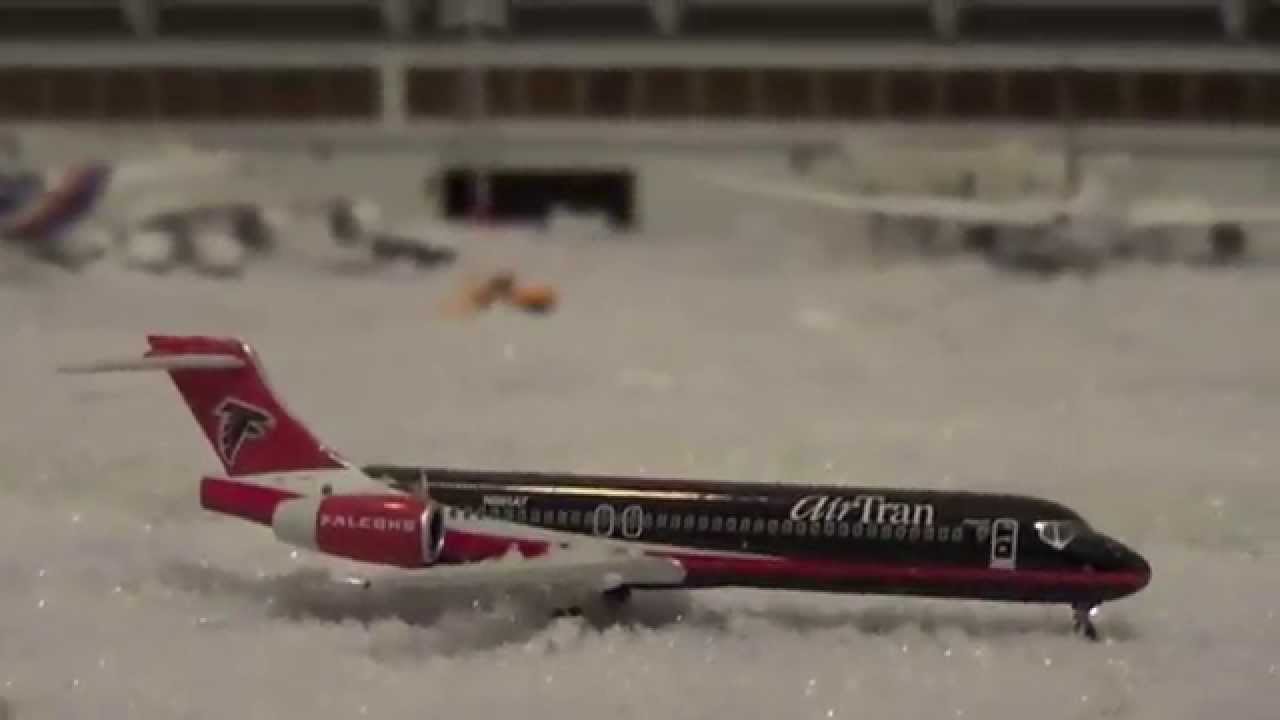 1:400 Model Airport Update w/ snow! (December)