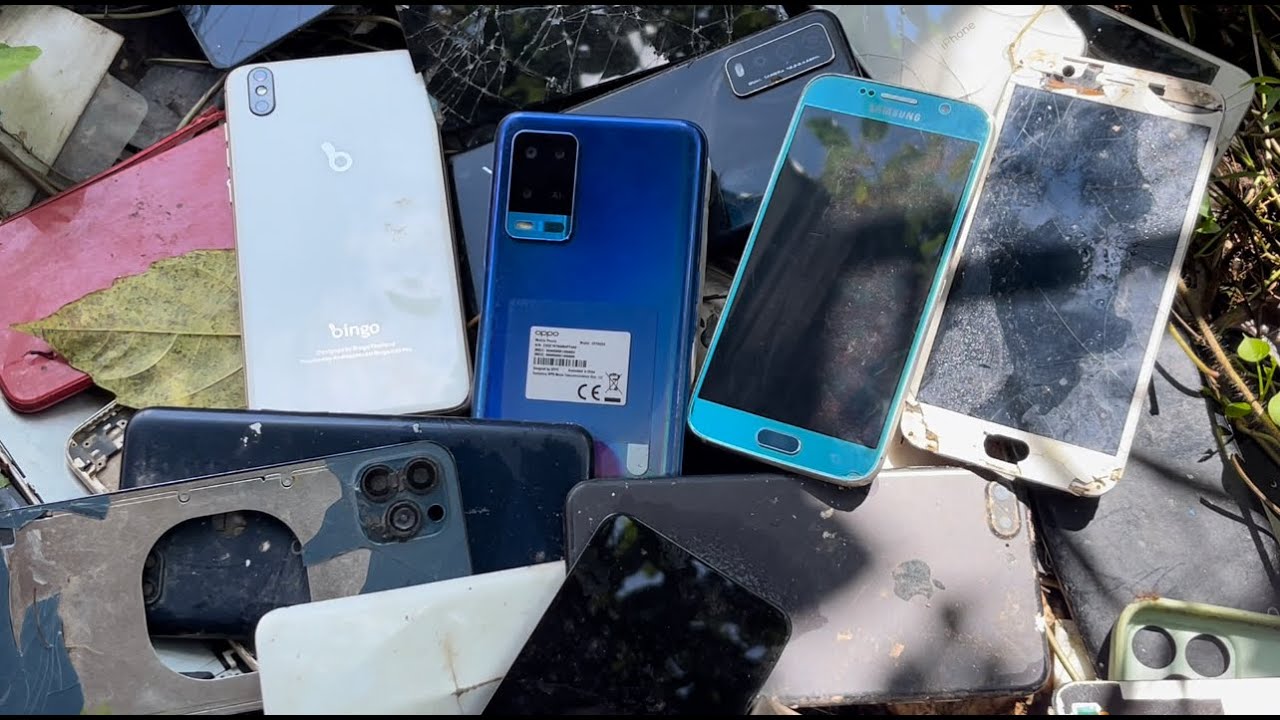 Found a lot of broken phones in the rubbish || Restoration destroyed abandoned phone,