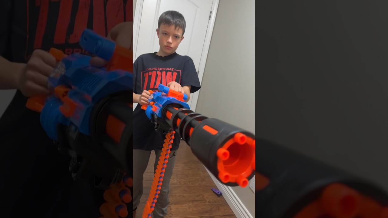 ПАРЕНЬ С ТЯЖЕЛЫМ ОРУЖИЕМ NERF: Минное поле!
