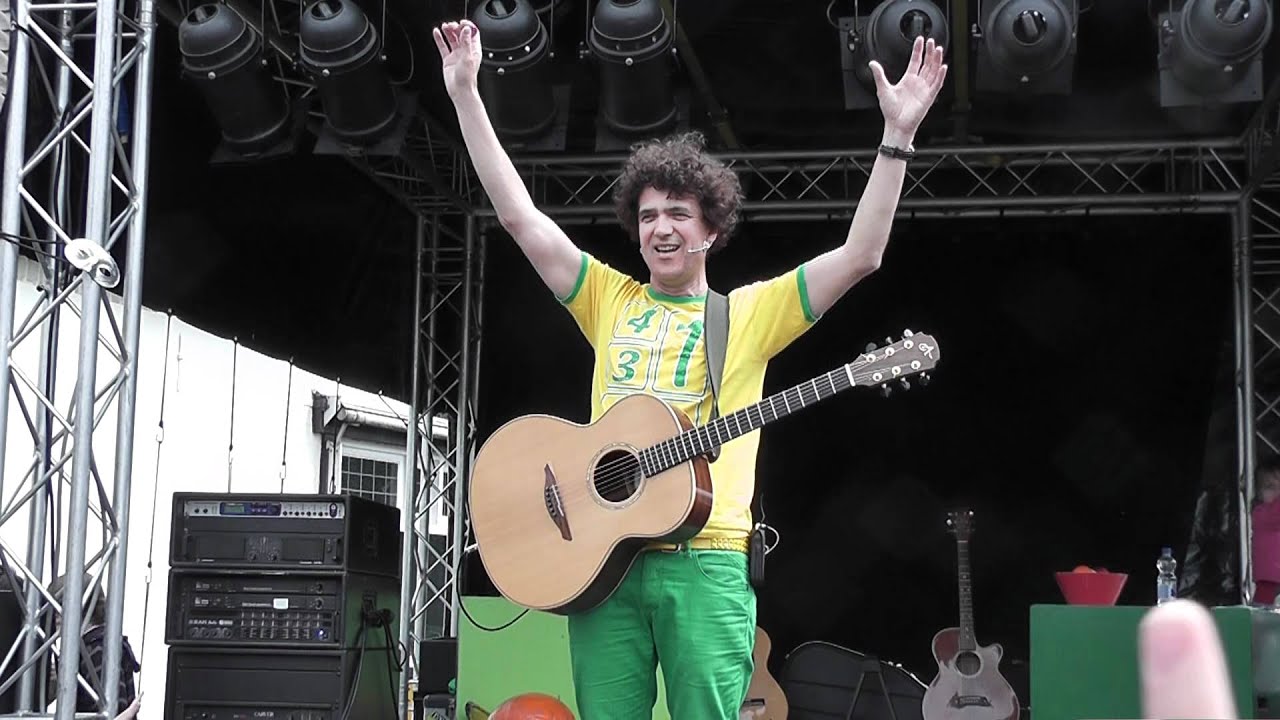 Dirk Scheele in Vriezenveen. Ik loop, ik loop