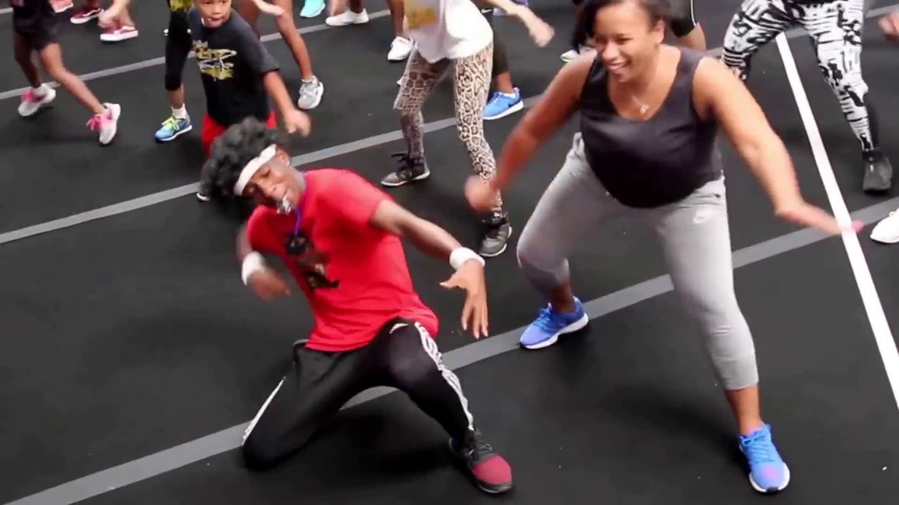 JiggAerobics (Hip Hop Cardio) - 