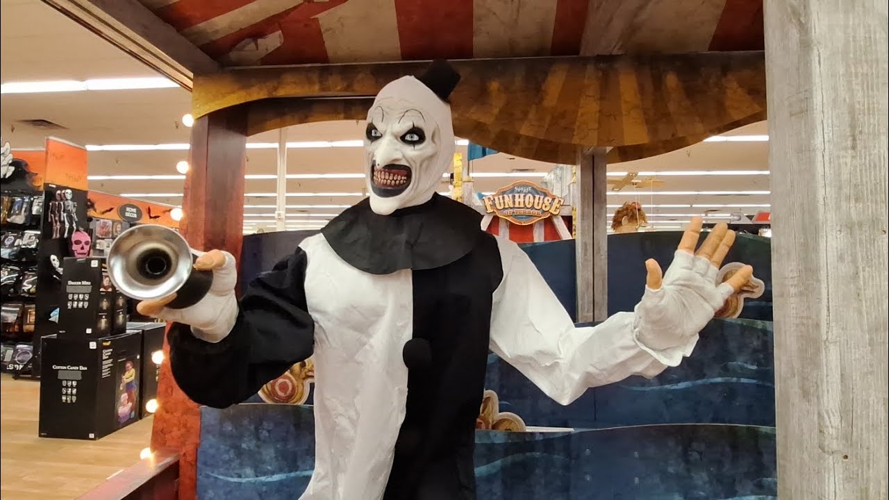 Spirit Halloween 2024 Store Tour #12 Abandoned Big Lots (Chandler Arizona)