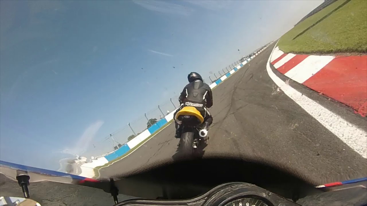 ZX9R shake down test Donington GP