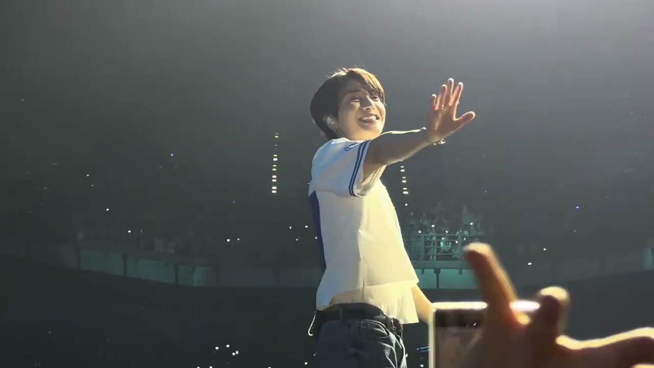 260117 SUPER JUNIOR 슈퍼주니어 - Happiness (행복) @ 20th Anniversary TOUR SUPER SHOW 10 in KUALA LUMPUR